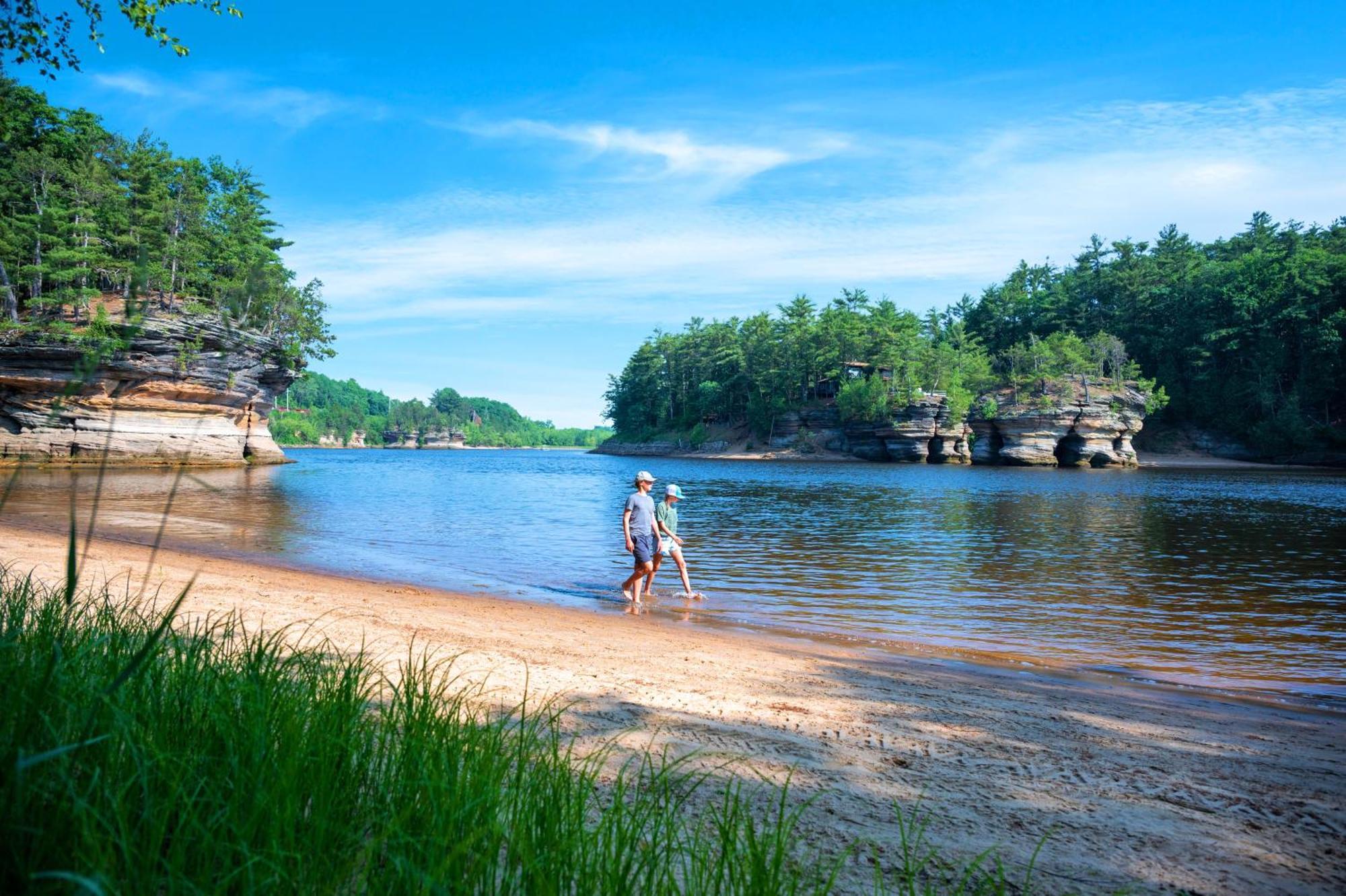 Natura Treescape Resort 威斯康星戴尔 外观 照片
